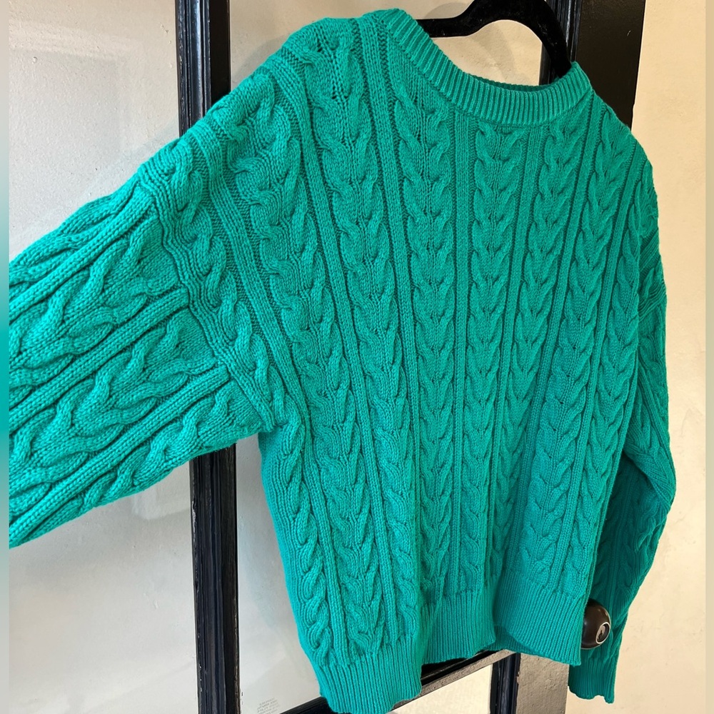 Lovely VTG Bright Green Cable Knit Cotton Sweater